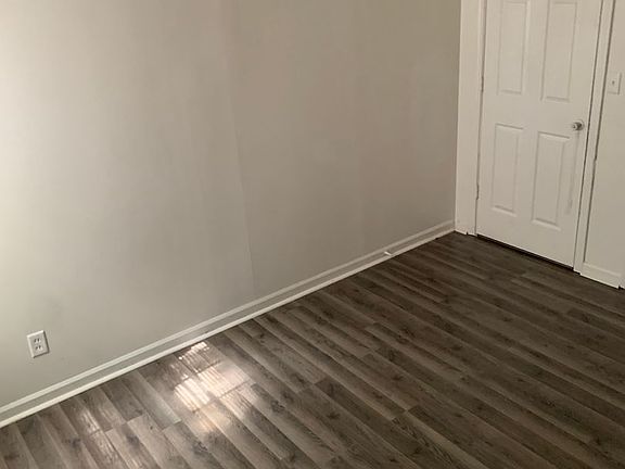 4th image of 1816 S Pope Ave
