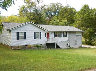 207 White St, Clinton, TN 37716
