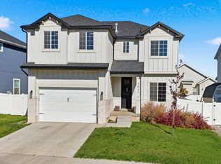4847 E Golden Meadow Xing, Eagle Mountain, UT 84005