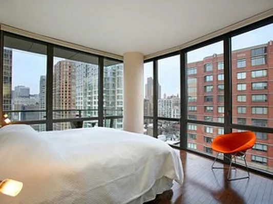 Sold by Corcoran | media 19