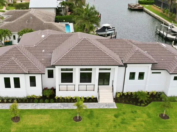211 Landmark St, Marco Island, FL 34145