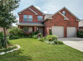 2028 Rushing Creek Dr, Heartland, TX 75126