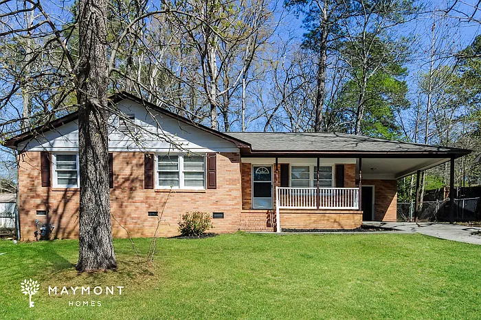4248 Donavan Dr — Photo 1