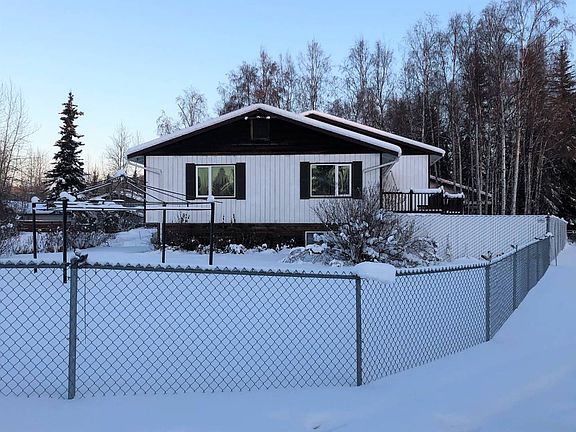 2nd image of 302 Droz Dr