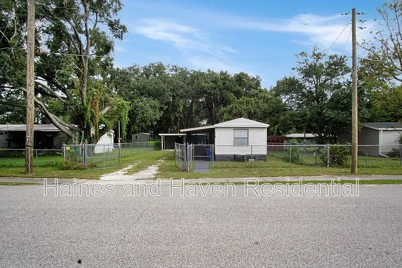 2 bed, 2.0 bath, 840 sqft, $1,195 — Photo 4