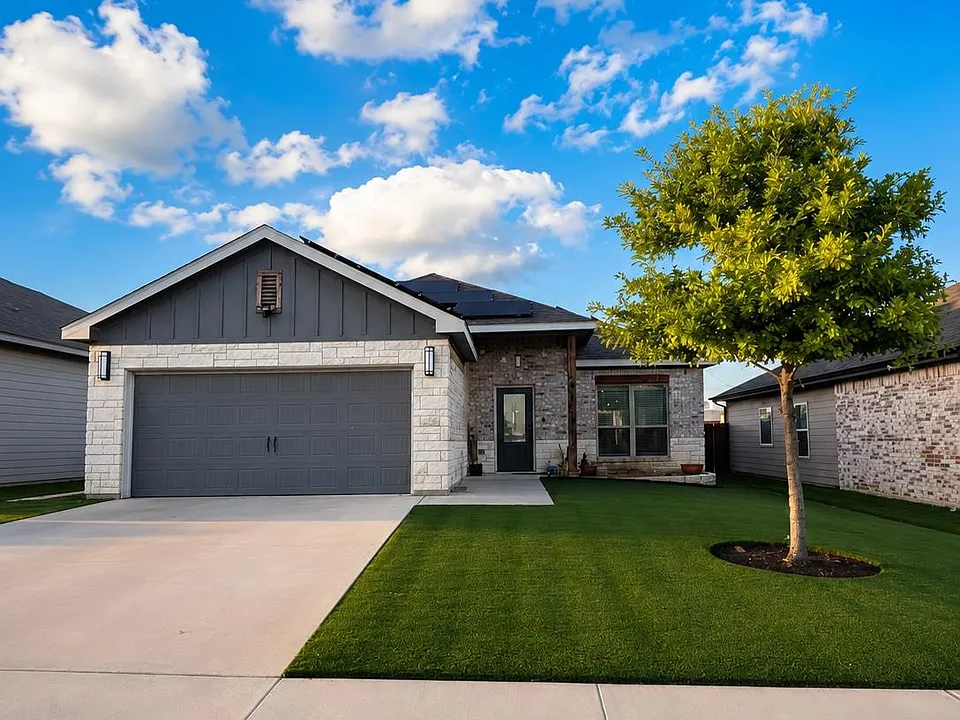 1614 Black Kettle Trl