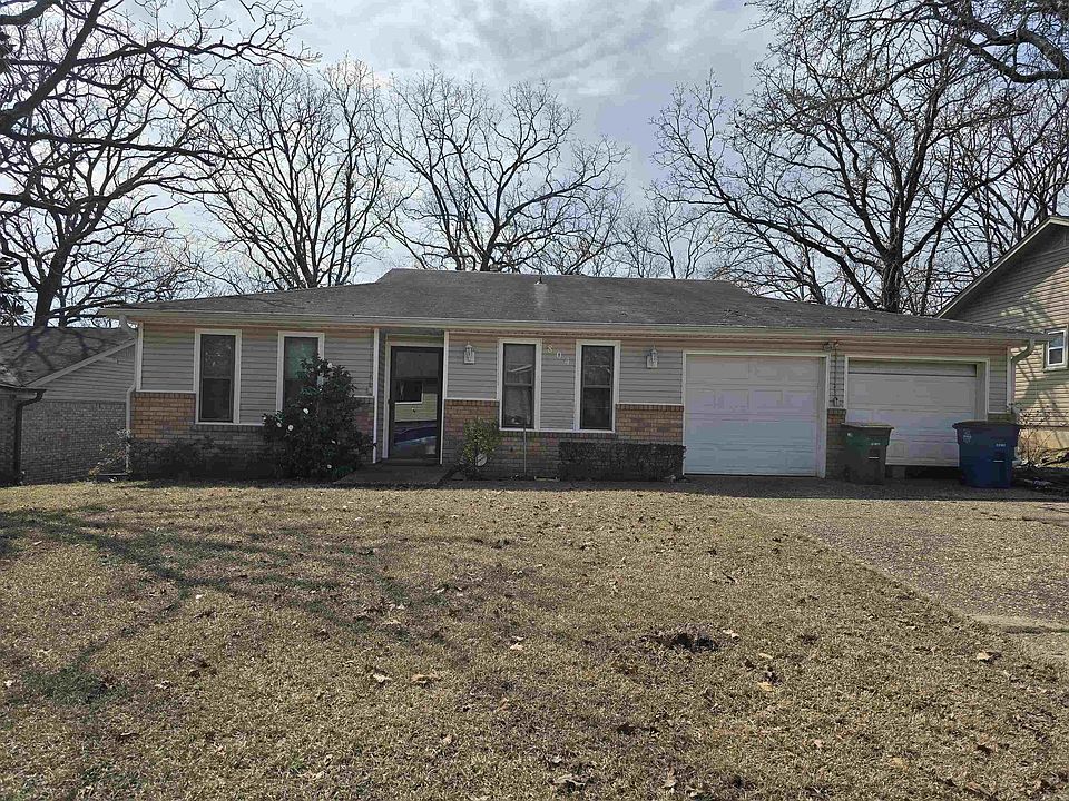 1st image of 804 Silver Hill Rd