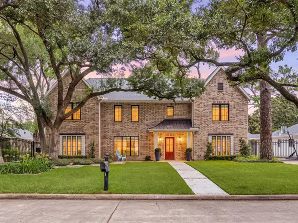 14722 River Forest Dr, Houston, TX 77079