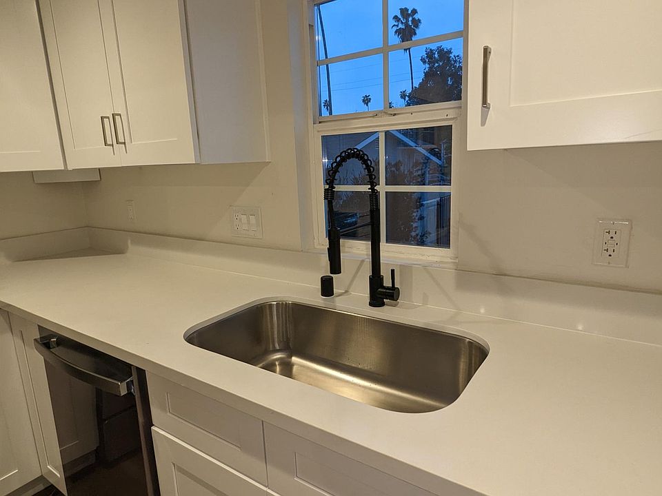 1st image of 3544 1/2 Copeland Pl
