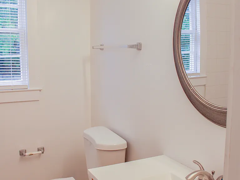 2155 Brown St SW — Photo 19