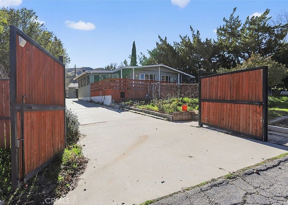 1st image of 712 Canyon Dr