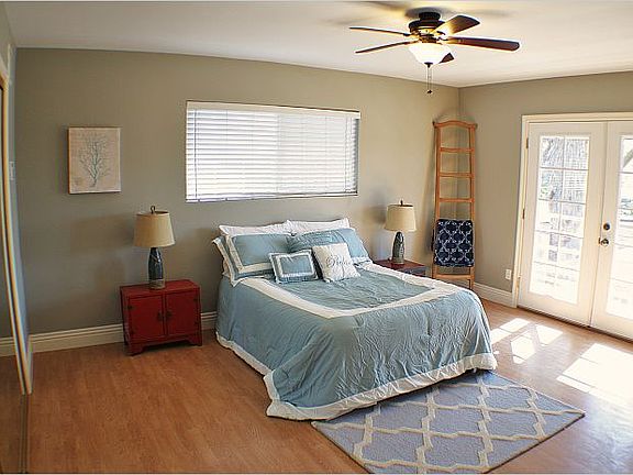 5th image of 2027 N Buena Vista St