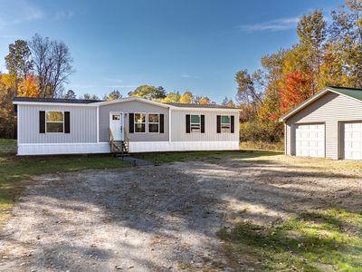 3 Back Road, Abbot, ME, 04406