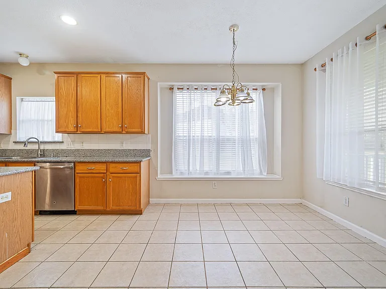 11134 Maynard Pl — Photo 12