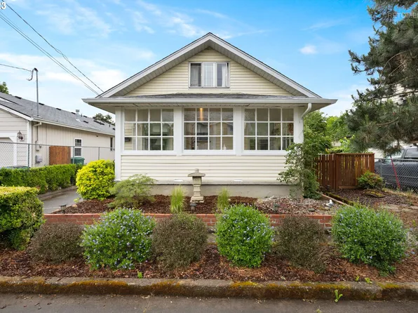 6114 SE 87th Ave, Portland, OR 97266