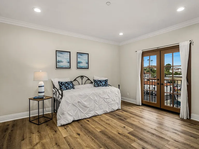 1520 El Camino Real #10 — Photo 28