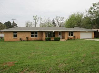 3008 Carroll Ave, Kilgore, TX 75662