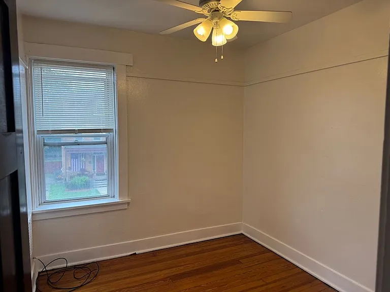 1651 Chislett St — Photo 30