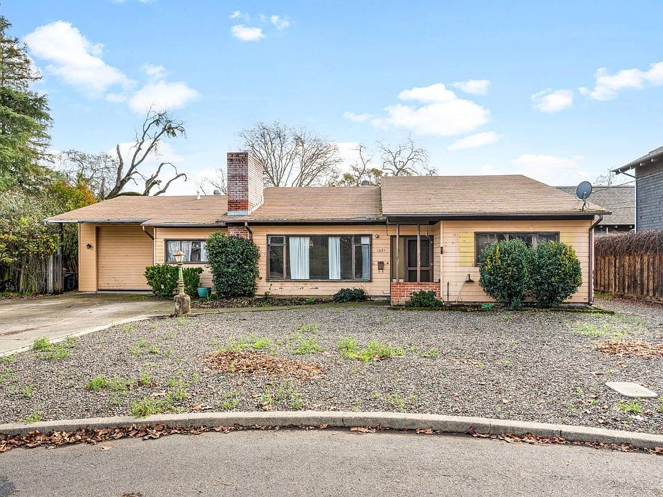 1st image of 1021 Bella Drive