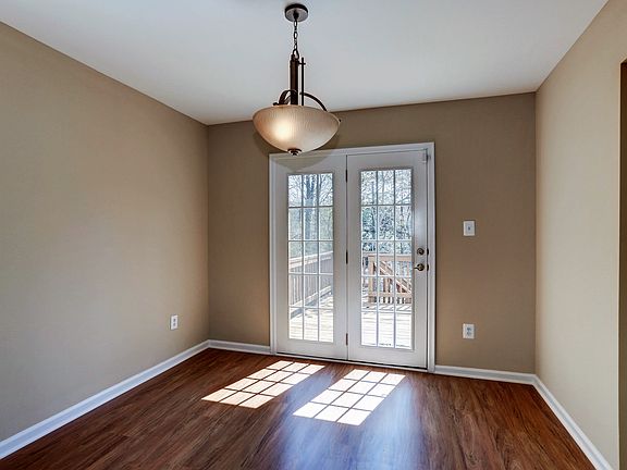4th image of 9052 Marie Ct