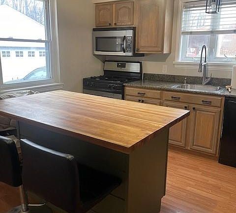5th image of 5468 S Park Ave #2
