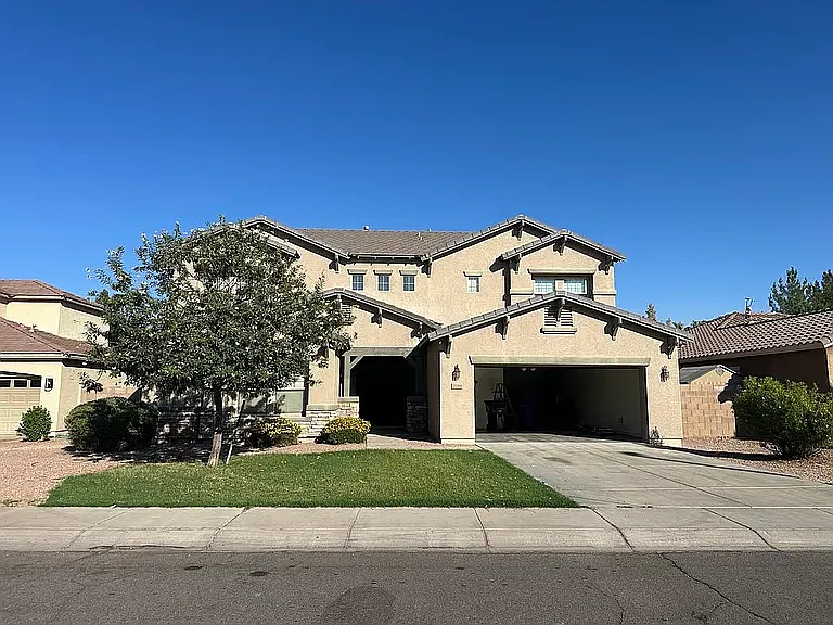 5 bed, 3432 sqft, $3,350 — Photo 1