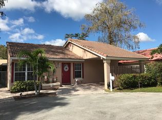 9074 Shadow Wood Blvd, Pompano Beach, FL 33071