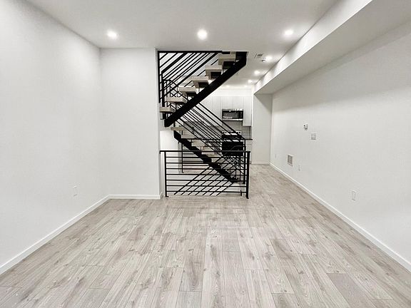 4th image of 1440 N Philip St #H