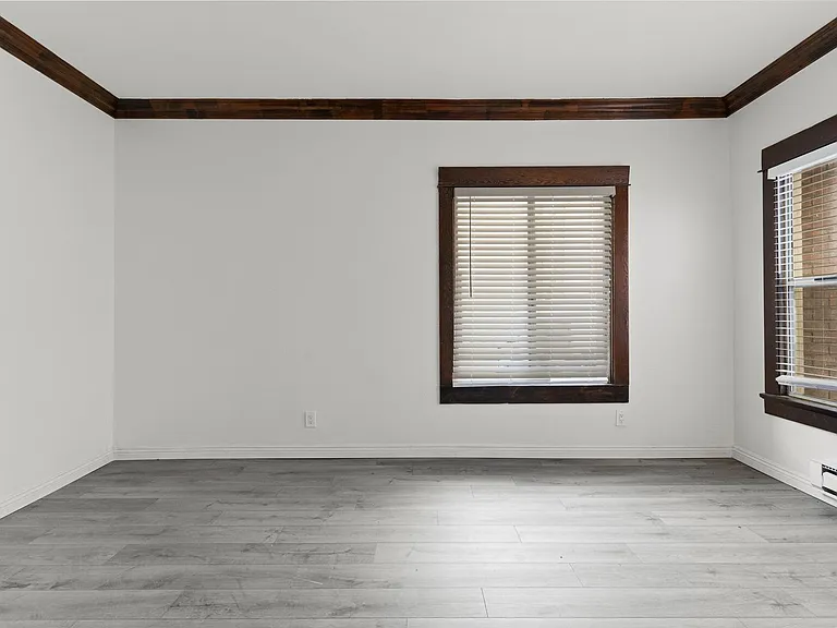 330 Cedar Avenue — Photo 19