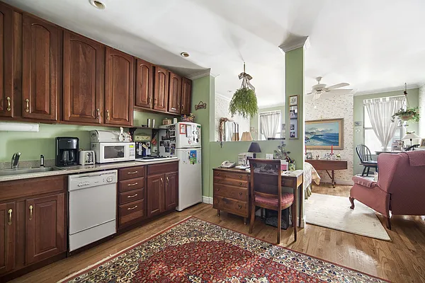 Sold by Compass | media 8