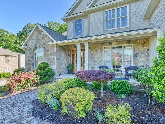 5th image of 2415 Crescent Lake Dr