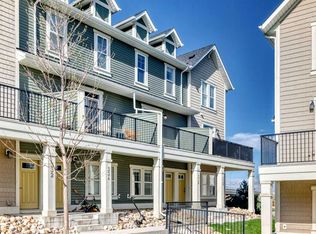 336 S Point Sq SW, Airdrie, AB T4B0X2