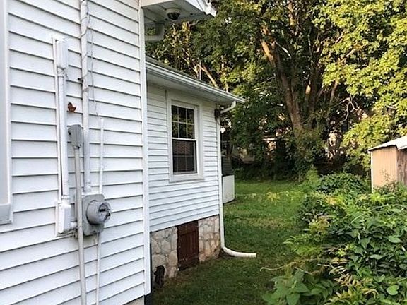 2nd image of 1616 Curd Dr