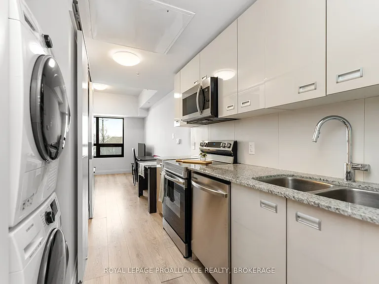 652 Princess St #315 — Photo 8