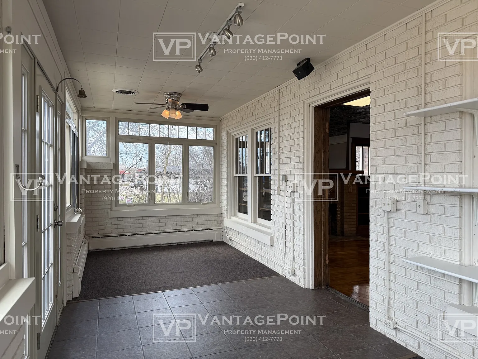447 South Commercial Street - 1 — Photo 3