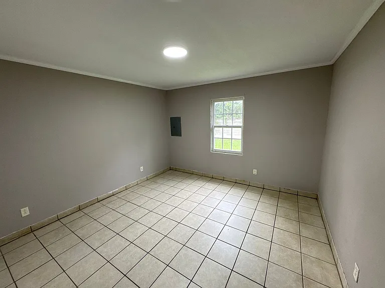 100 Kittrell St — Photo 6