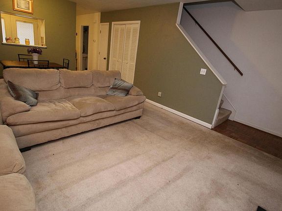 4th image of 7229 Woods Crossing Dr