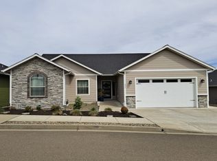 295 Wil Way, Winston, OR 97496