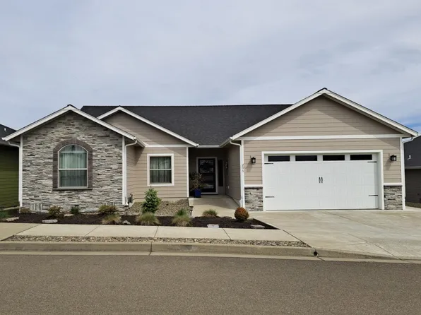 295 Wil Way, Winston, OR 97496