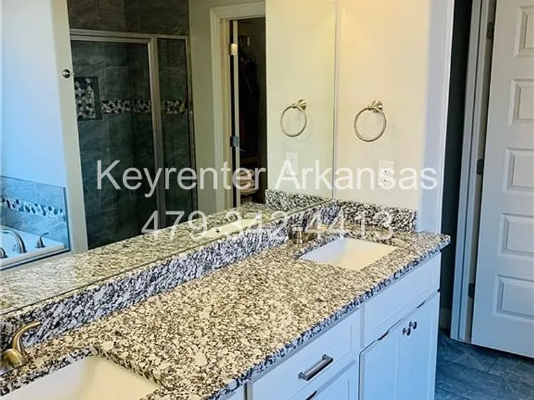 438 N Otoe St — Photo 18