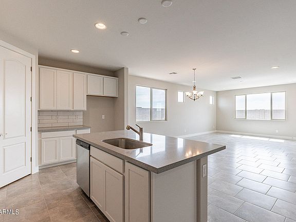 3rd image of 24187 W HESS Avenue