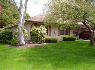 34 Glenwood Rd #E, Clinton, CT 06413