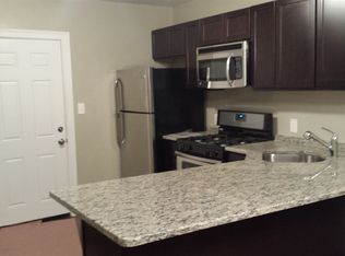 90 Wood Ave, Hyde Park, MA 02136