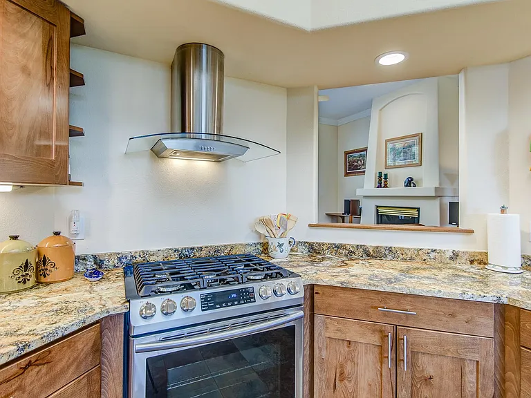 65 Kashmir Rd — Photo 22