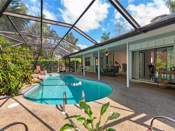 2287 Queens WAY, NAPLES, FL 34112