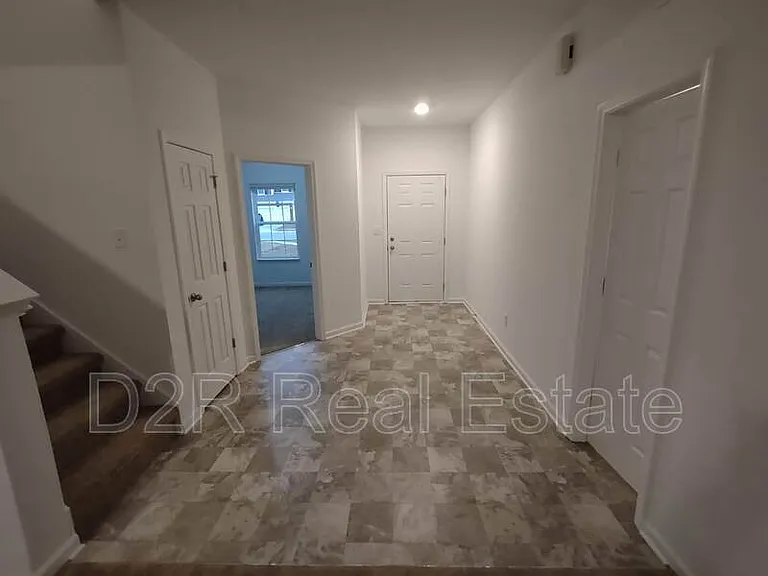 1199 Saticoy Ct — Photo 6