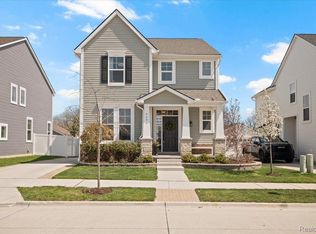 4250 Kent Rd, Royal Oak, MI 48073