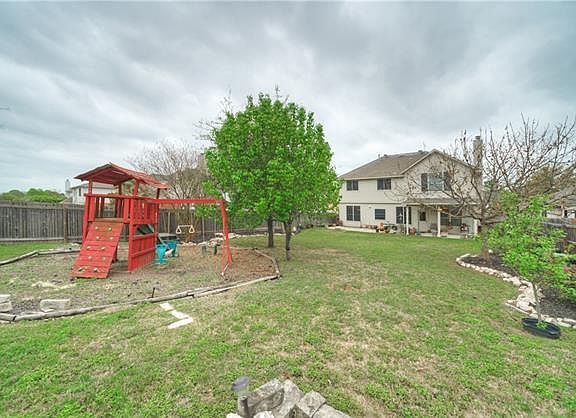 4th image of 6920 William Wallace Way