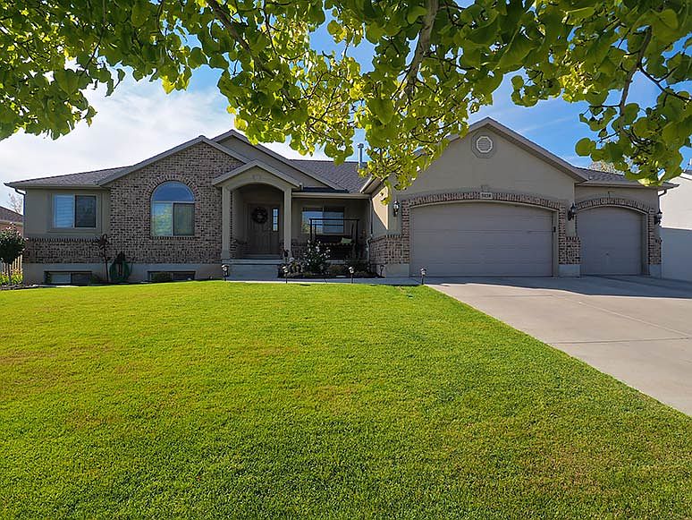 1st image of 5039 W Holly Lily Ln