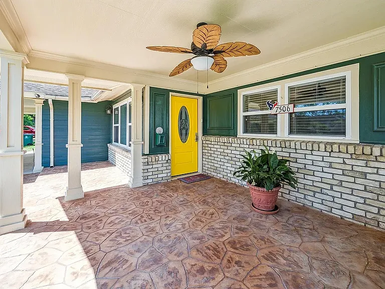 7506 Dearborn St — Photo 3
